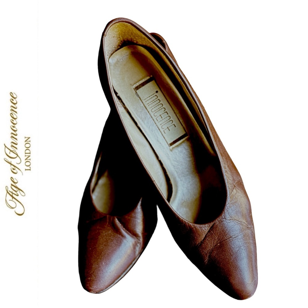 INNOCENCE Brown Leather 2” Pumps Size 8M